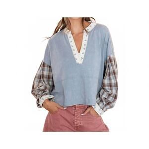 NEW STYLE USA floral trim plaid contrast top in mineral washed